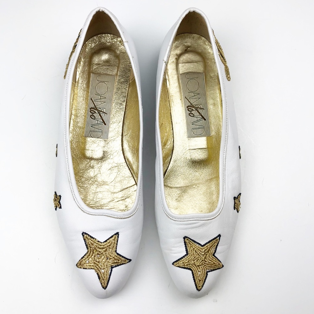 Joan & David Star Flats embroidered gold white